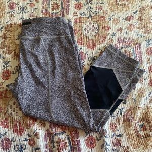 Lululemon Leggings Mesh Black and White | Size 10